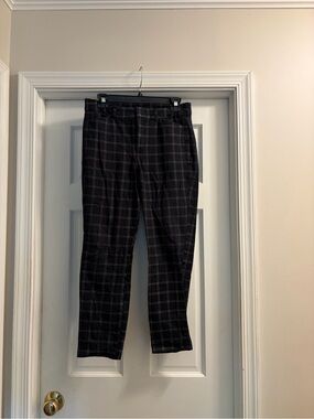 Old Navy Black Plaid Women's Chinos